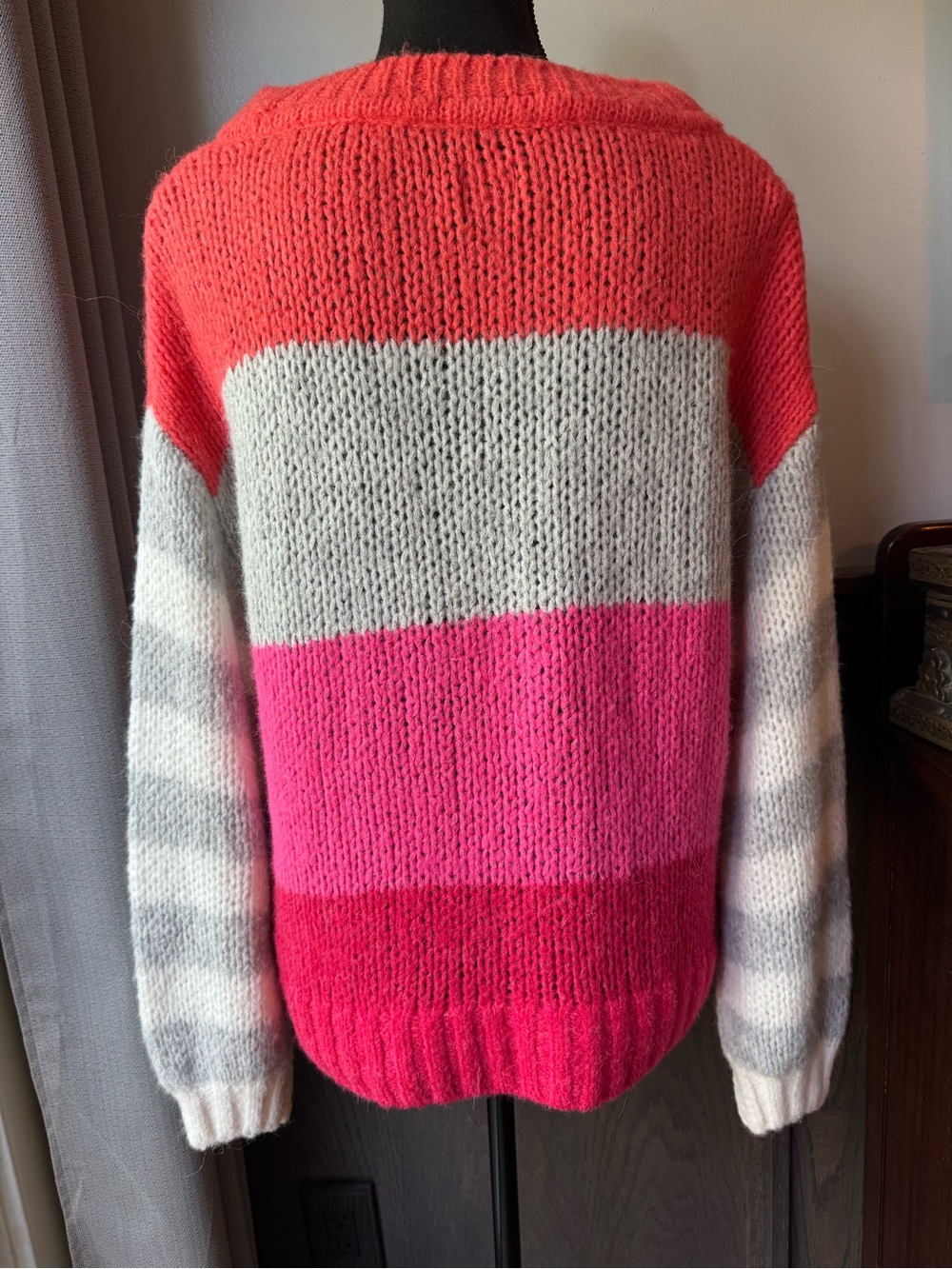 GAP Colorblock Crewneck Sweater in Coral, Hot Pink & Light Gray - Picture 3 of 6